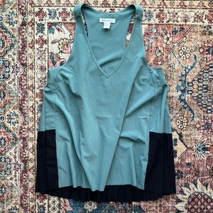 Athleta Teal and Black pleated oversized flowy athletic Tank Top, EUC, small